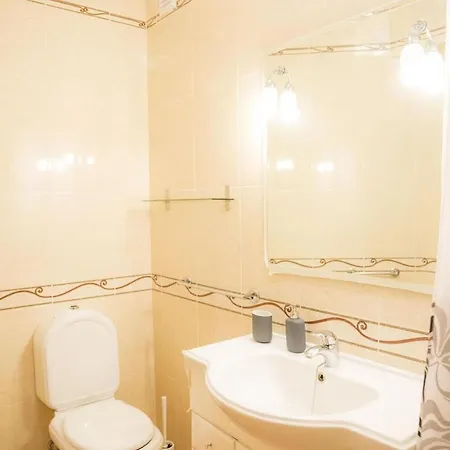 Central 1 Bed
