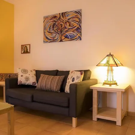 Central 1 Bed Apartment