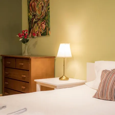 Central 1 Bed Apartment